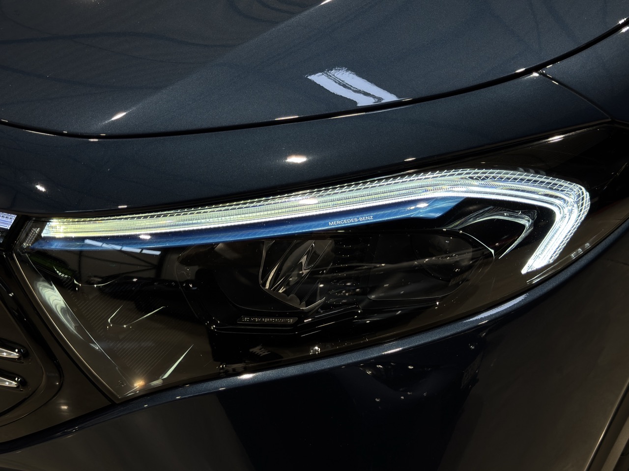 Car image 33