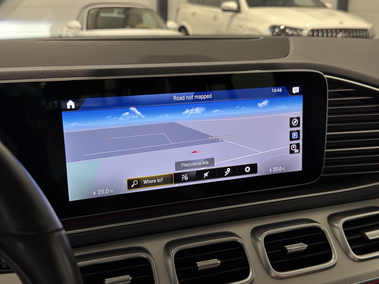 Car image 23