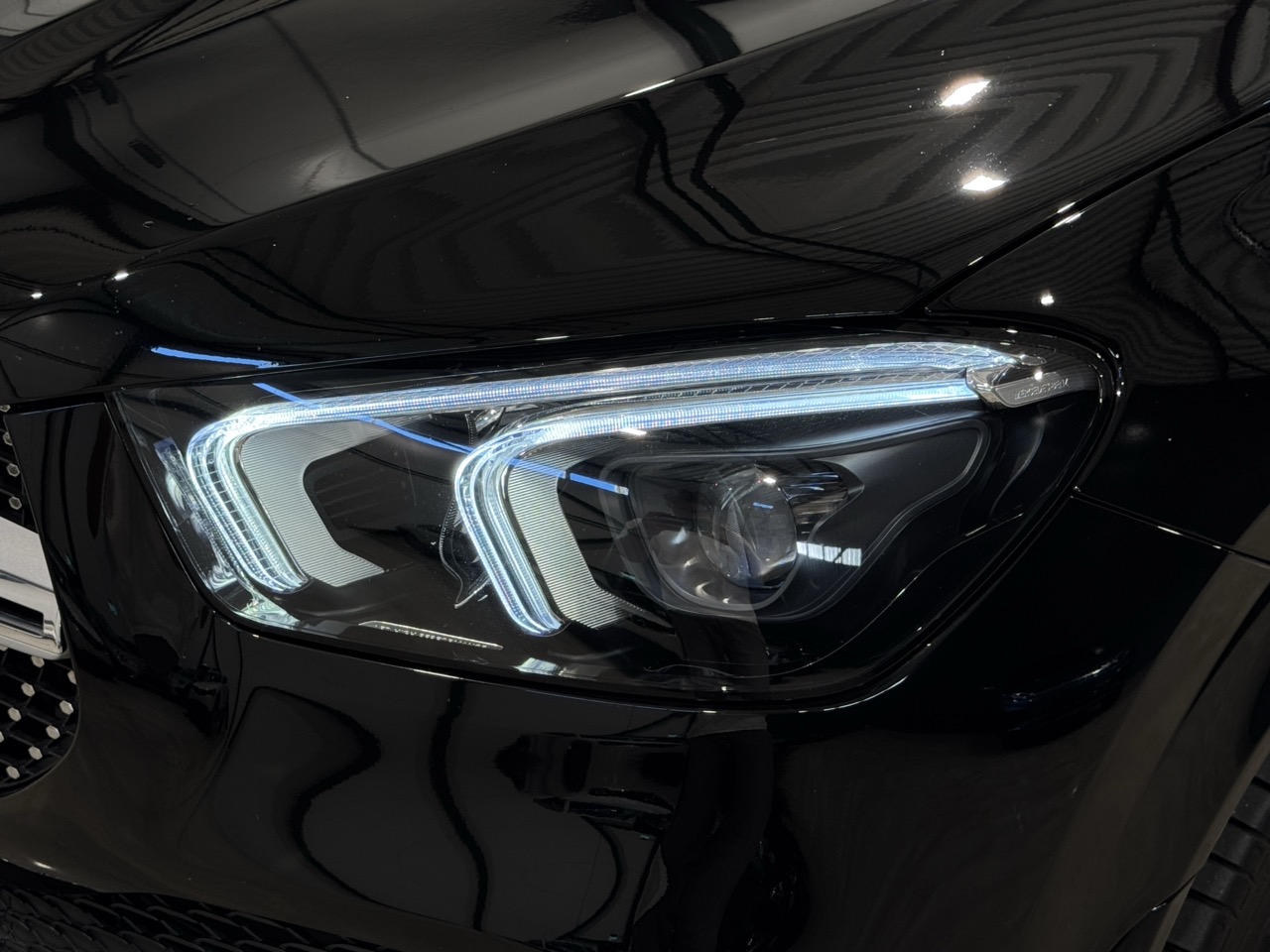 Car image 31