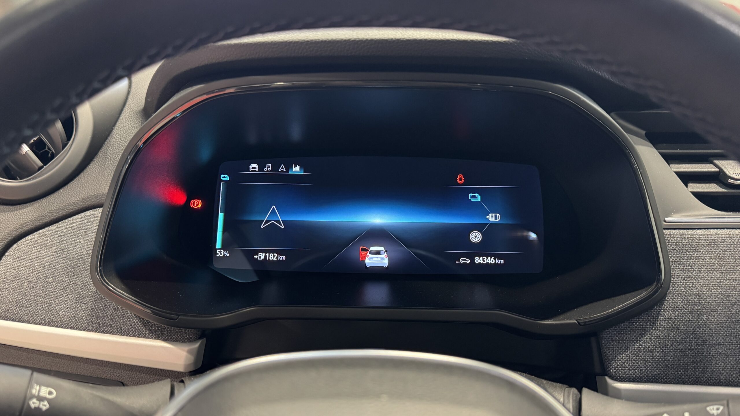 Car image 14