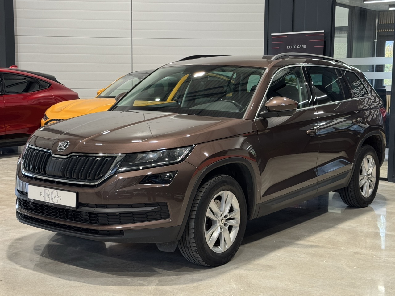 Car image 2